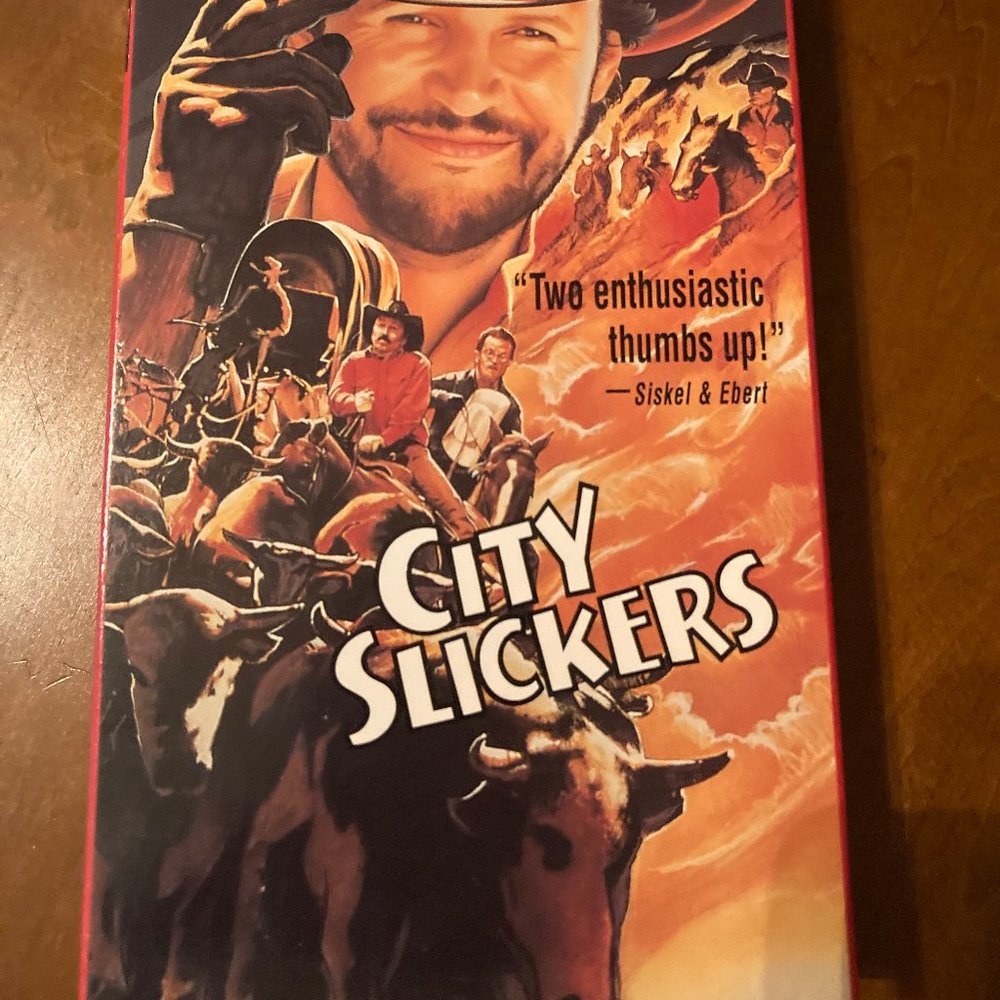 CITY SLICKERS VHS TWO THUMPS UP WESTERN PG 13 VHS